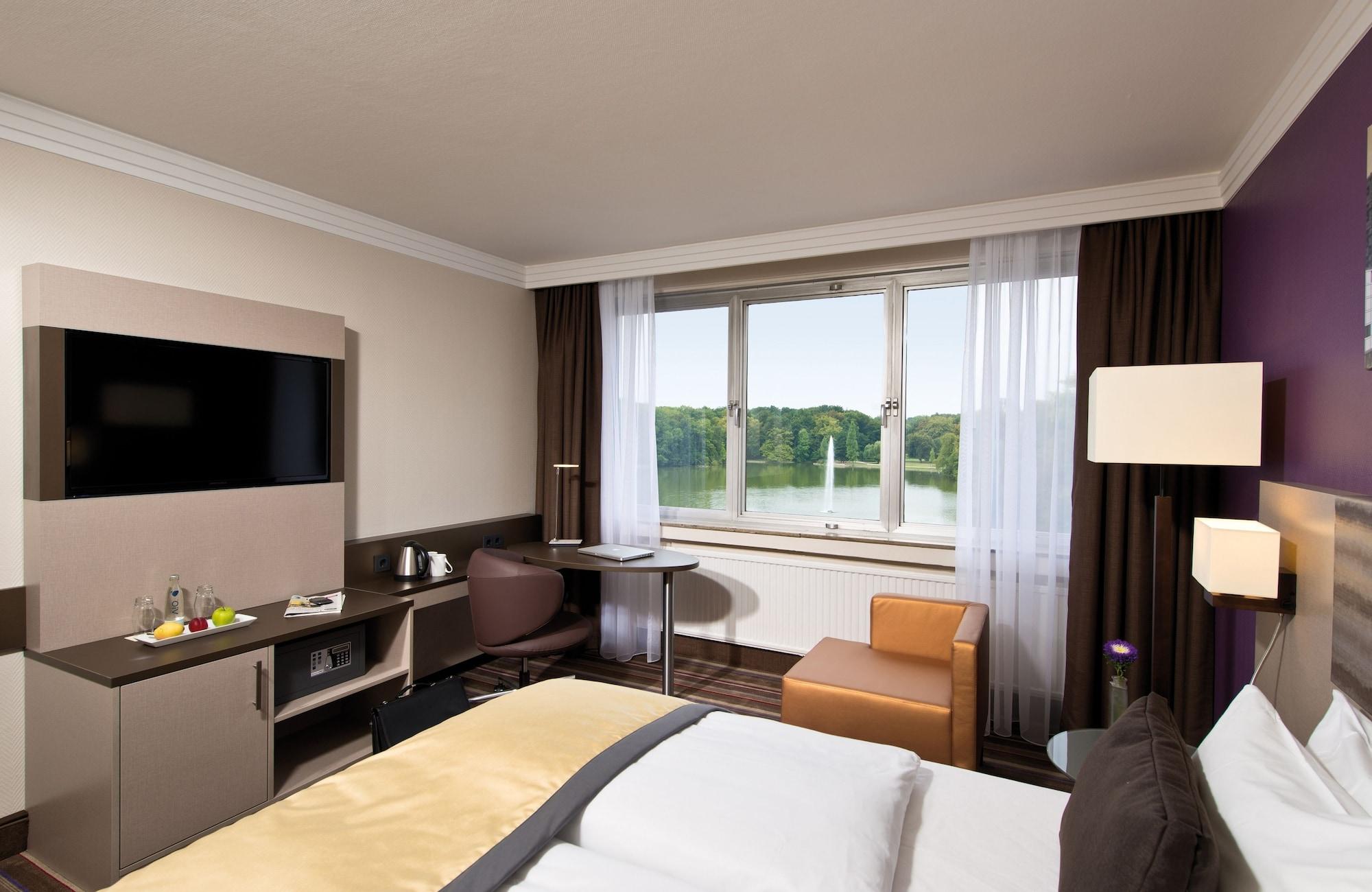 Leonardo Royal Hotel Köln - Am Stadtwald Exterior foto